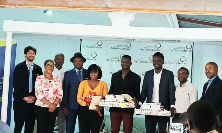 Prix Jeune Journaliste en Haïti : cinq journalistes récompensés par l'OIF